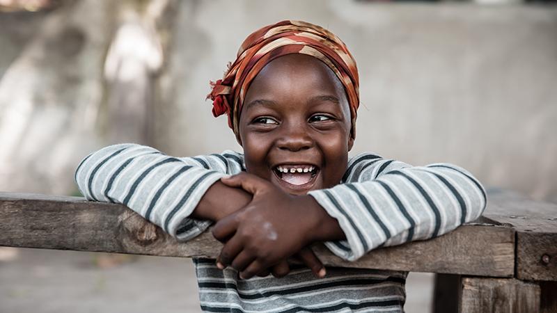 Lapsi Mosambikissa. Kuva: Meeri Koutaniemi